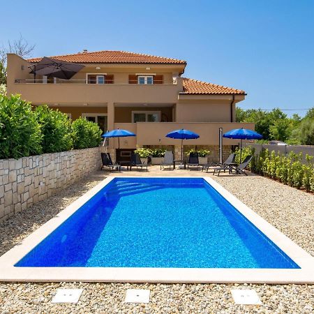 Villa Matea - Mlk150 By Interhome Dobrinj ภายนอก รูปภาพ