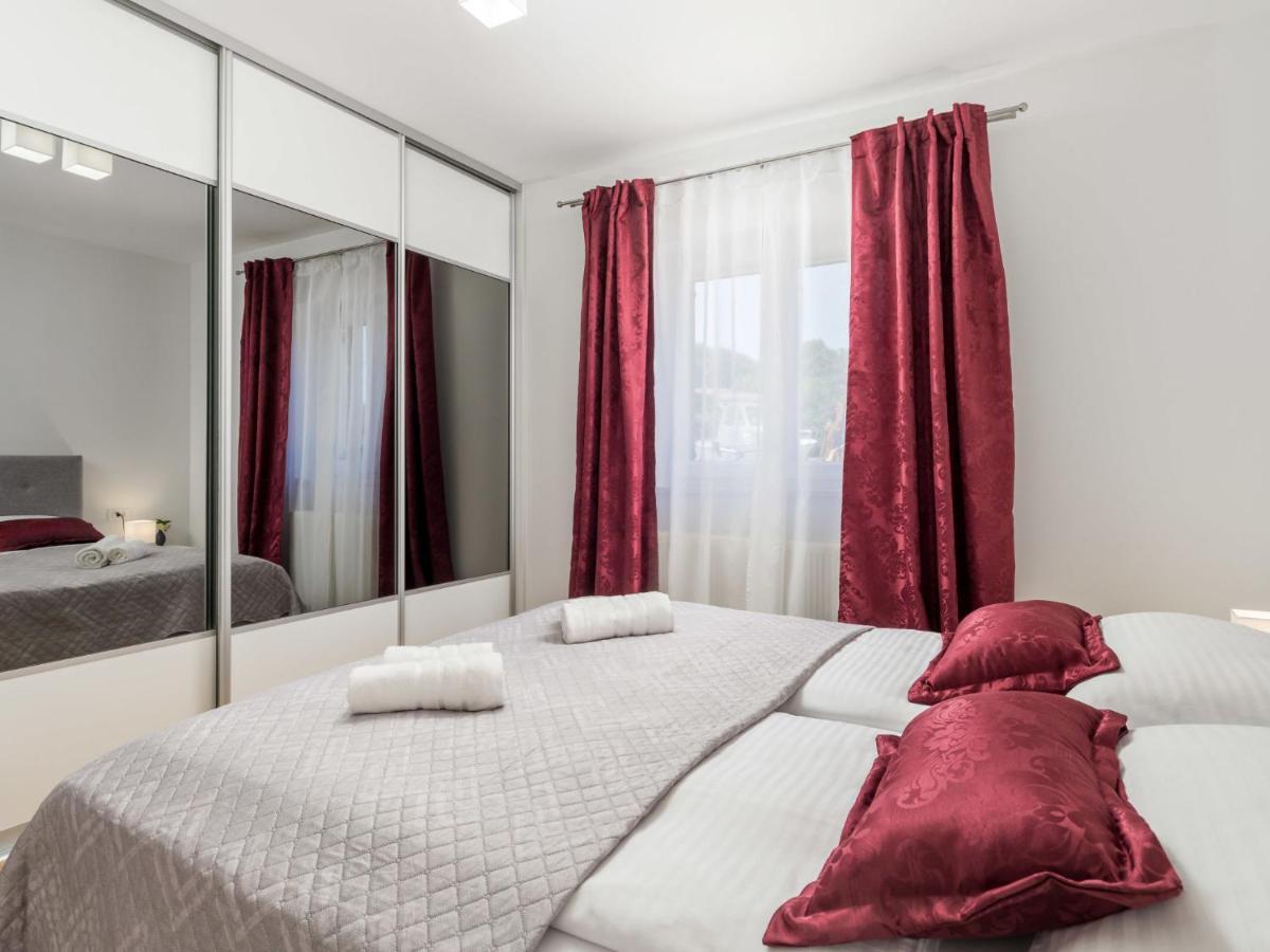 Villa Matea - Mlk150 By Interhome Dobrinj ภายนอก รูปภาพ