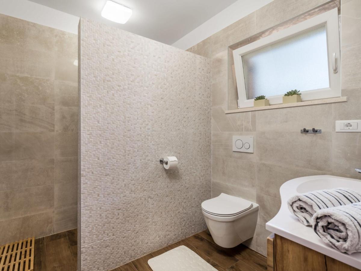 Villa Matea - Mlk150 By Interhome Dobrinj ภายนอก รูปภาพ