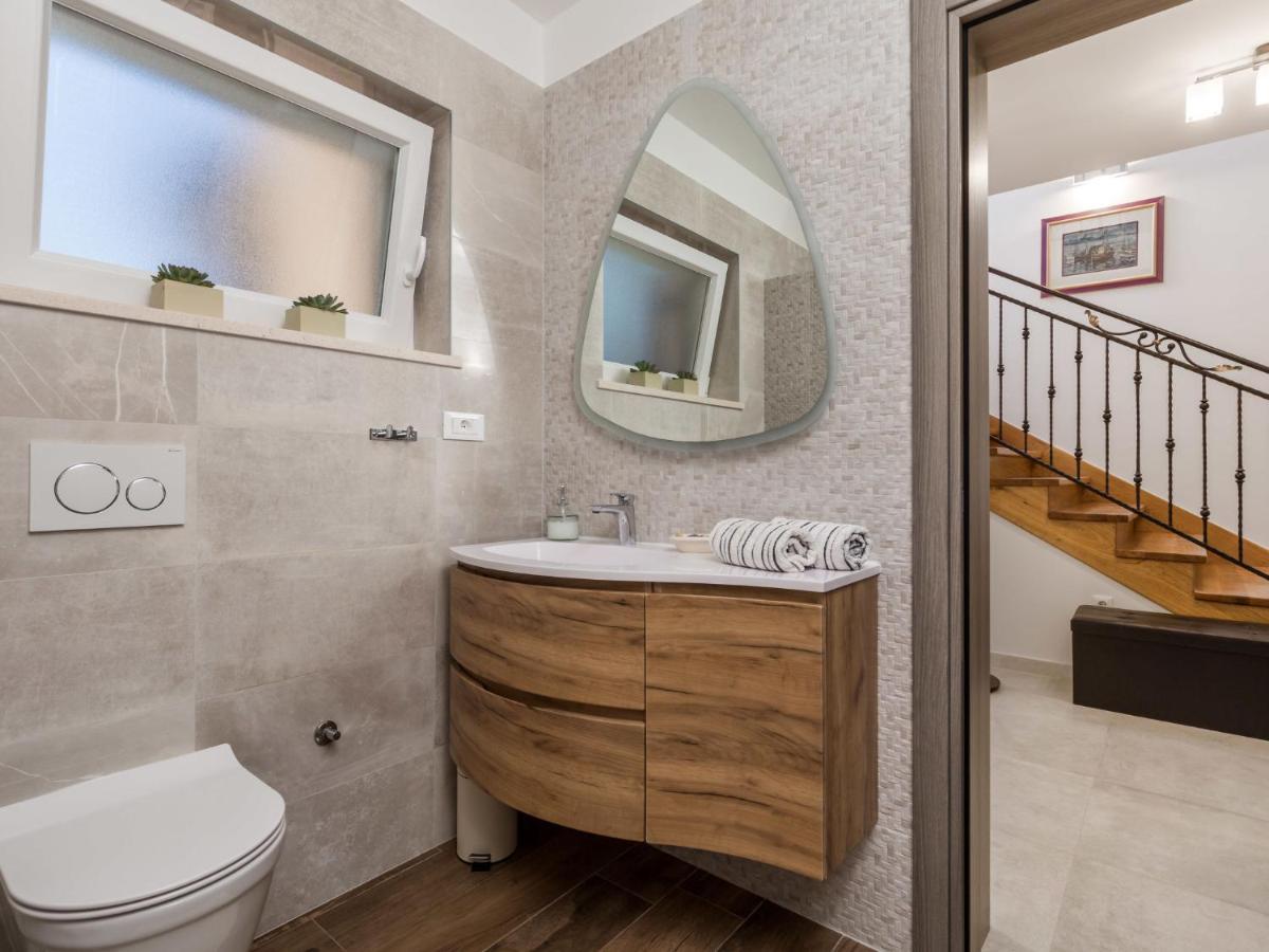 Villa Matea - Mlk150 By Interhome Dobrinj ภายนอก รูปภาพ